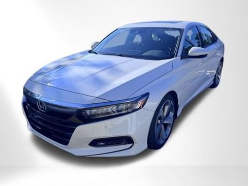 Used 2019 Honda Accord Touring image 1
