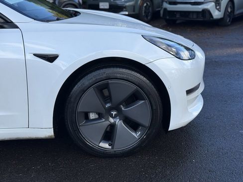 Used 2021 Tesla Model 3 Long Range image 18