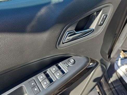 Used 2015 GMC Canyon SLT w/ LPO, Gearon Bar Package AWD/4WD image 16