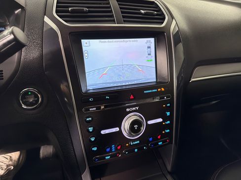 Used 2018 Ford Explorer Sport w/ Equipment Group 401A image 16
