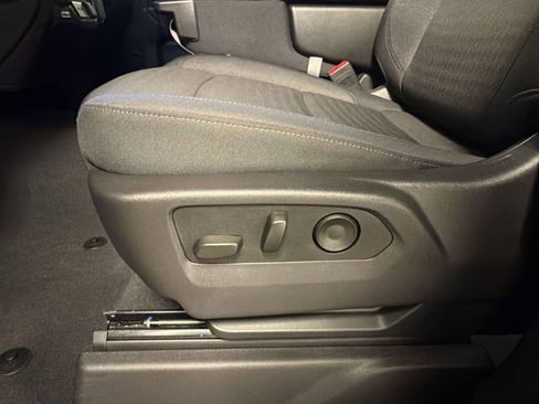 Used 2025 Chevrolet Silverado 1500 Custom w/ Turbomax Blackout Package RWD image 13