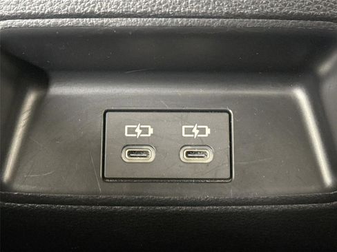 Certified 2023 Toyota Corolla LE image 33