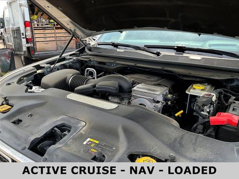 Used 2022 Jeep Wagoneer Series III w/ Premium Group I AWD/4WD image 32