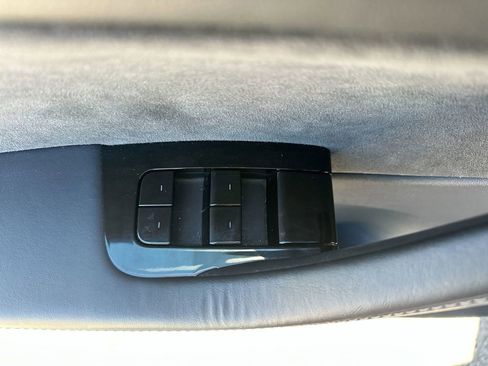 Used 2020 Tesla Model Y Performance image 14