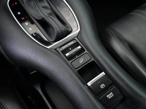 Certified 2023 Honda HR-V EX-L image 28