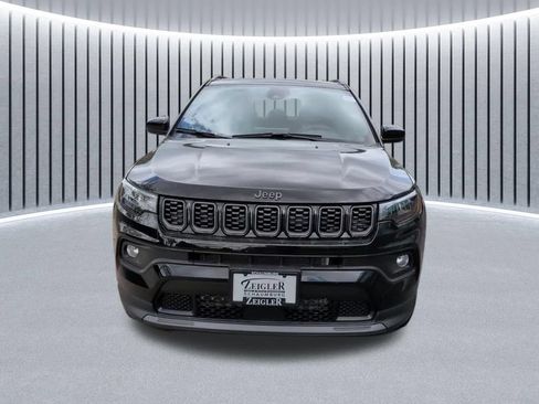 New 2026 Jeep Compass Latitude AWD/4WD image 18