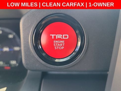 Used 2025 Toyota Tacoma TRD Sport AWD/4WD image 29
