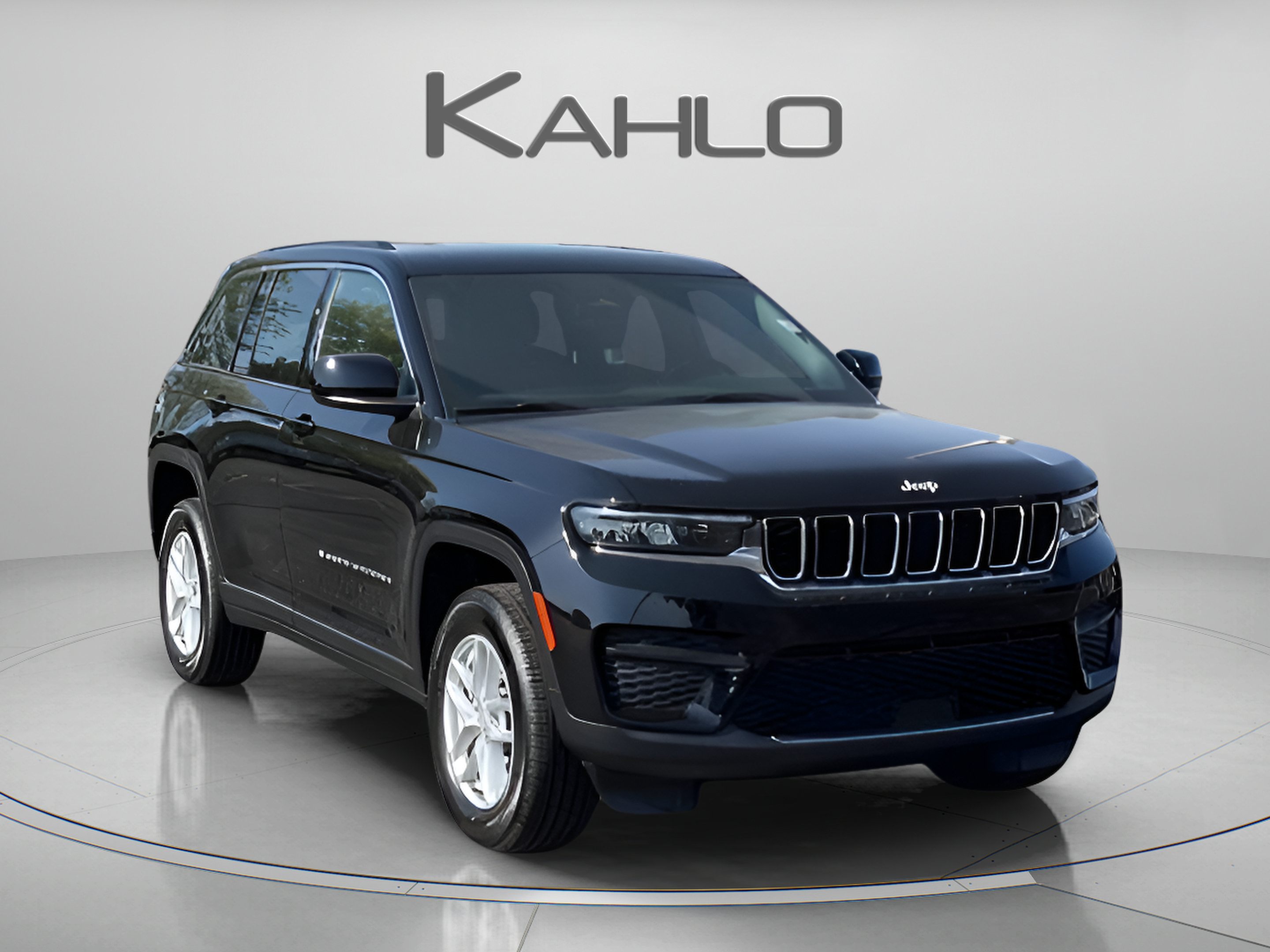 New 2026 Jeep Grand Cherokee Laredo AWD/4WD image 6