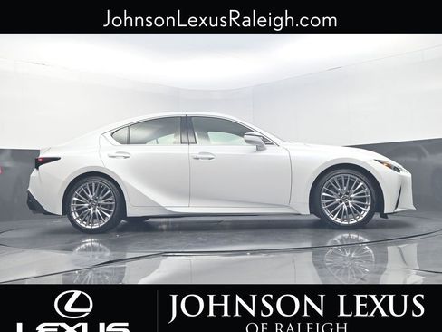 Certified 2024 Lexus IS 300 w/ Premium Package image 23
