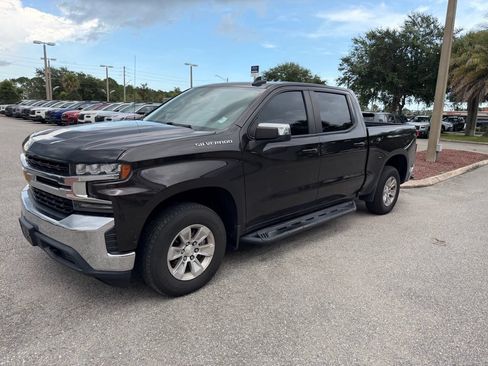 Used 2019 Chevrolet Silverado 1500 LT w/ All-Star Edition AWD/4WD image 11