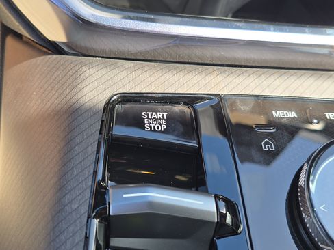 New 2026 BMW X3 xDrive30 w/ Premium Package image 28