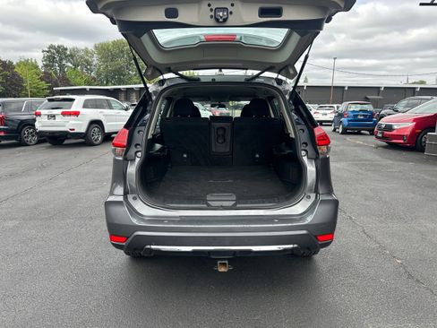 Used 2017 Nissan Rogue S AWD/4WD image 11