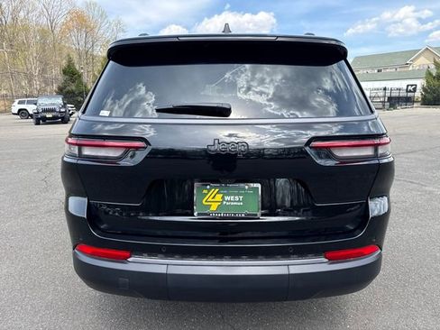 New 2026 Jeep Grand Cherokee L 4WD image 10