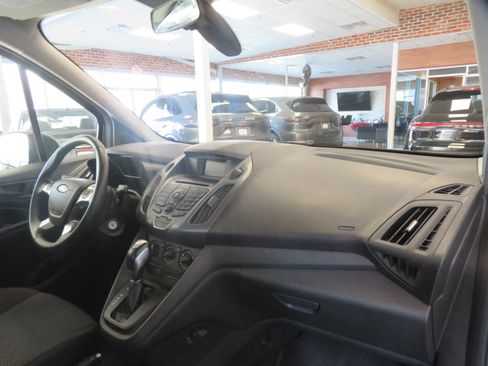 Used 2016 Ford Transit Connect XL image 27