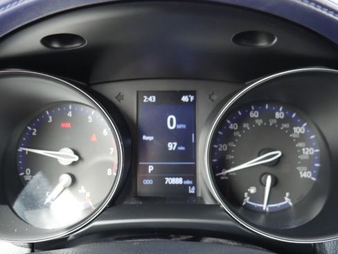 Used 2021 Toyota C-HR XLE image 16