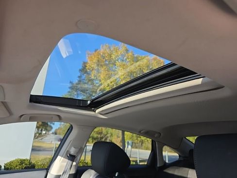 Used 2020 Honda Accord EX image 22