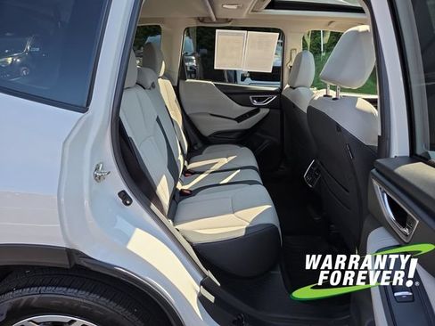 Used 2019 Subaru Forester Premium AWD/4WD image 17