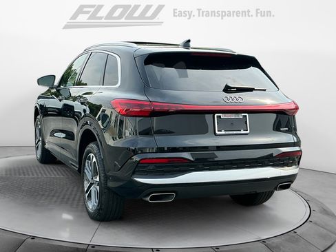 Used 2025 Audi Q5 Premium w/ Convenience Package AWD/4WD image 6