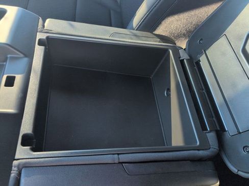 New 2026 Chevrolet Silverado 1500 W/T image 32