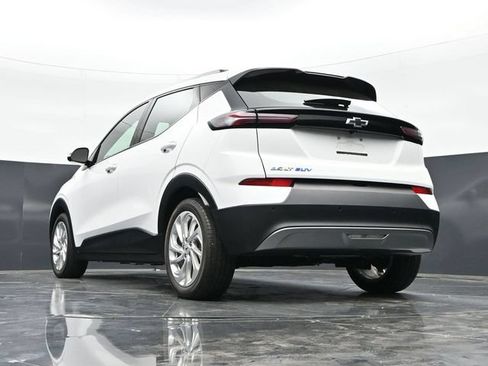 Used 2023 Chevrolet Bolt EUV LT w/ Driver Confidence Package FWD image 41