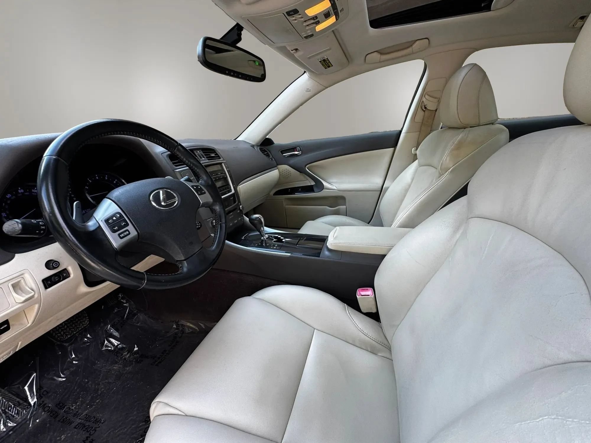 Used 2011 Lexus IS 250 w/ Preferred Accessory Package RWD image 13