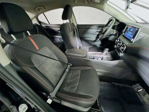 Used 2025 Nissan Sentra SR w/ Midnight Edition image 24