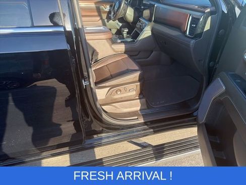 Used 2022 GMC Sierra 1500 Denali w/ Denali Reserve Package image 6