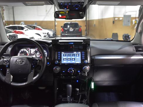 Used 2021 Toyota 4Runner Venture w/ Moonroof Package AWD/4WD image 50