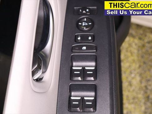Used 2023 Honda Pilot EX-L image 34