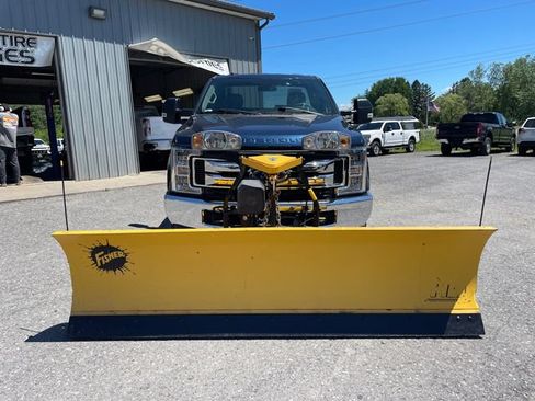 Used 2019 Ford F250 XLT w/ Snow Plow Prep Package AWD/4WD image 2