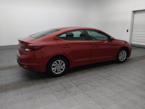 Used 2020 Hyundai Elantra SE FWD image 10