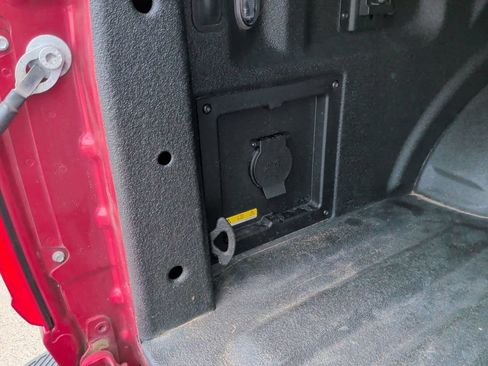 Used 2022 Ford F150 Lariat AWD/4WD image 46