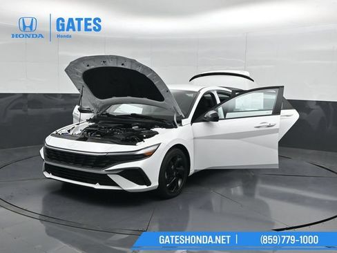 Used 2026 Hyundai Elantra Sport FWD image 56