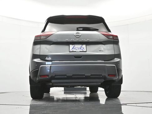 Certified 2024 Nissan Rogue SL w/ SL Premium Package FWD image 43