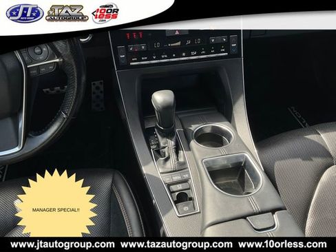 Used 2019 Toyota Avalon Touring w/ Advanced Safety Package image 18