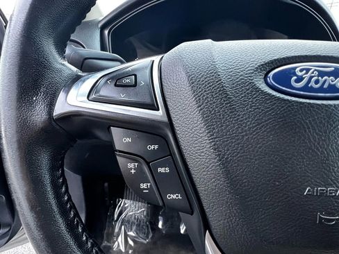 Used 2018 Ford Fusion SE w/ Equipment Group 201A image 34