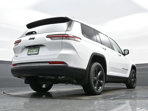 New 2026 Jeep Grand Cherokee L Limited image 16