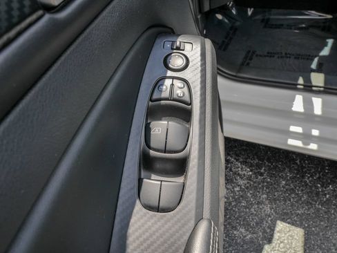 Used 2025 Nissan Altima 2.5 SV FWD image 19