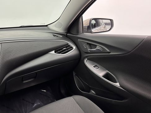 Used 2025 Chevrolet Malibu LT image 29