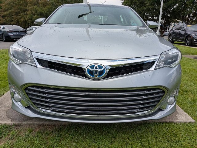 Used 2015 Toyota Avalon XLE Touring FWD image 3