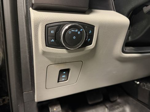 Used 2016 Ford F150 XLT w/ Equipment Group 301A Mid image 22