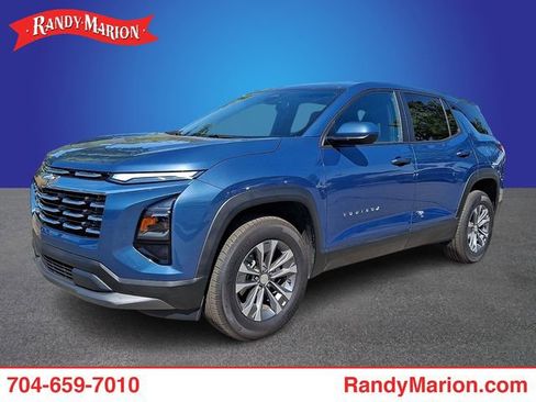 Used 2025 Chevrolet Equinox LT AWD/4WD image 1