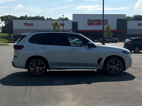 Used 2026 BMW X5 M60i AWD/4WD image 6