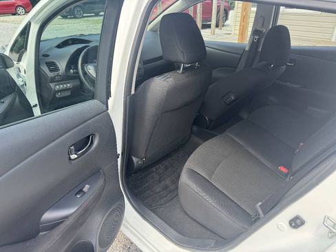 Used 2015 Nissan Leaf S w/ Charge Package FWD image 13
