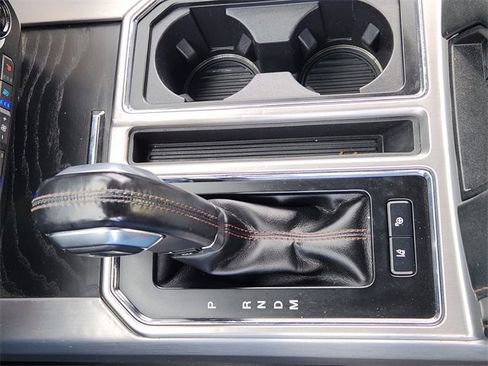 Used 2019 Ford F150 Platinum w/ Equipment Group 701A Luxury image 21