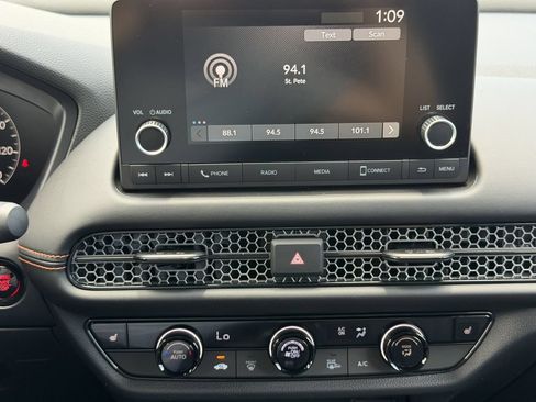Used 2023 Honda HR-V Sport image 21