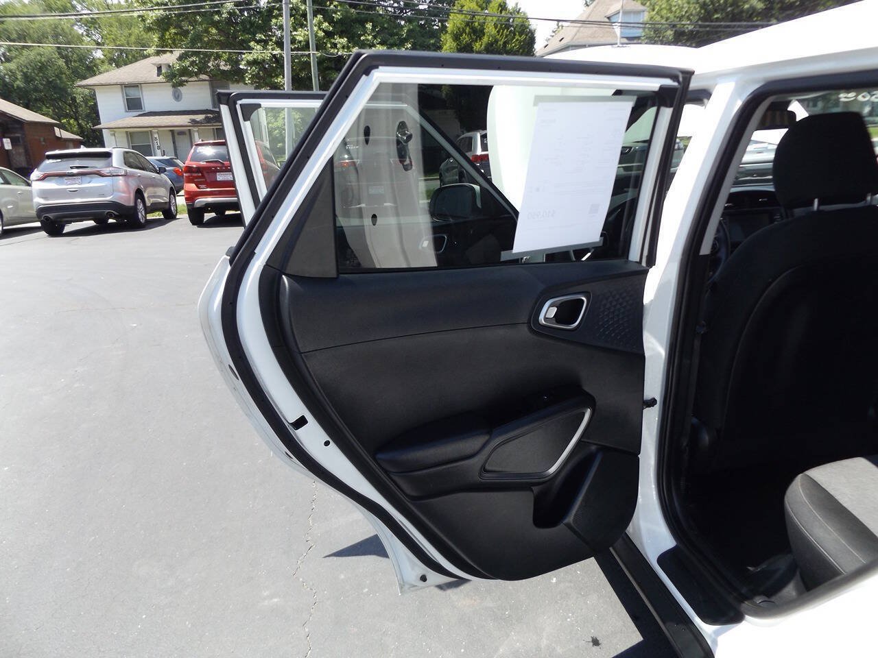 Used 2020 Kia Soul S FWD image 18