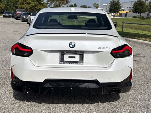 Used 2024 BMW 230i Coupe w/ Premium Package RWD image 4