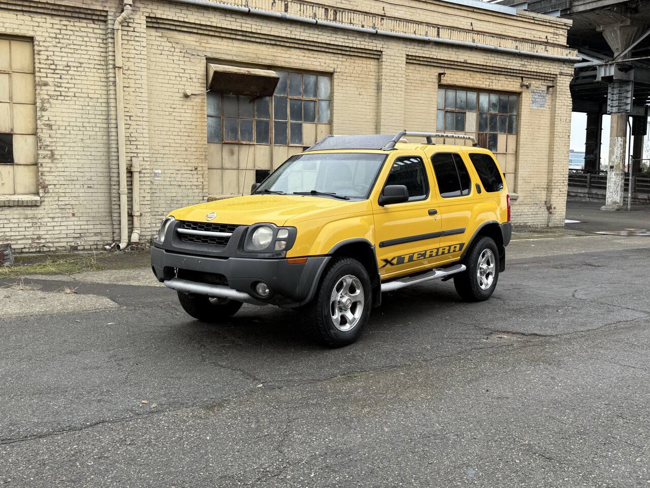 Used 2002 Nissan Xterra 4WD S/C image 2
