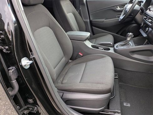 Used 2023 Hyundai Kona SEL w/ Convenience Package image 18